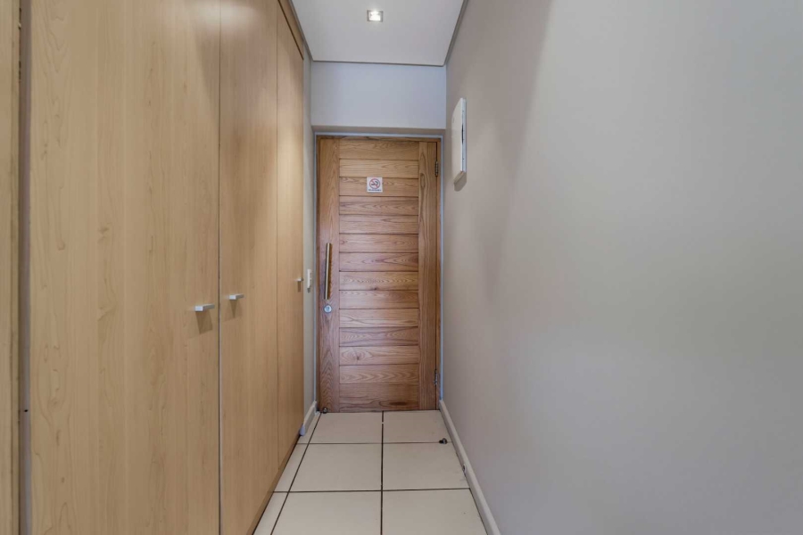 1 Bedroom Property for Sale in De Waterkant Western Cape